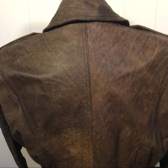 Vintage Distressed Womens Leather Jacket - Picture 4 of 12